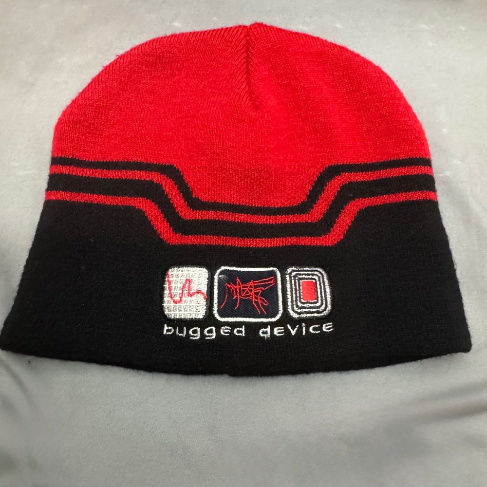 No Boundaries Beanie Men Size 8-20 Red Black Excellent Vintage Y2K Cyber Tech
